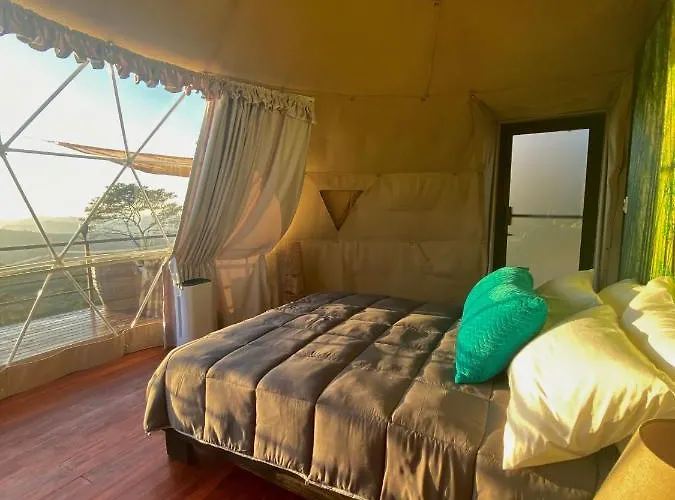 Kintiri Glamping Campo de lujo